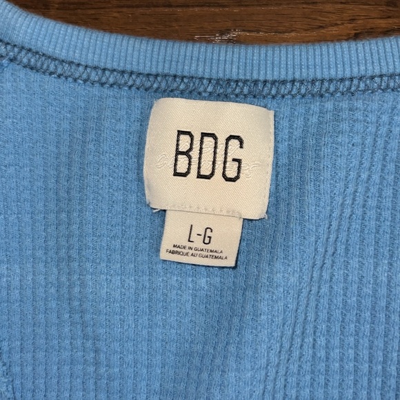 Urban Outfitters Cropped Long Sleeve - Picture 4 of 5